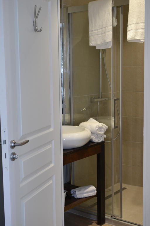 5 Chambres En Ville Clermont-Ferrand Room photo